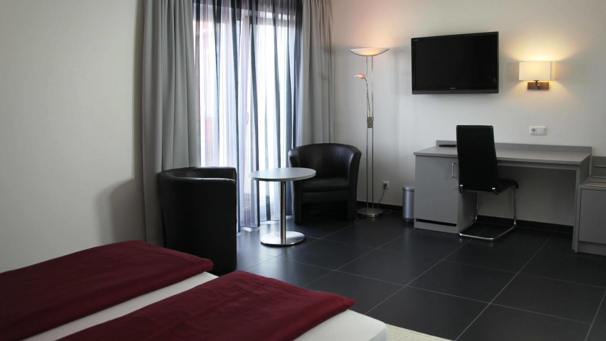 Hotel Zur Post Τρίερ Εξωτερικό φωτογραφία